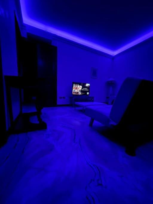 Apartment Under The Basilica Of Sant'Andrea Mantova Bagian luar foto