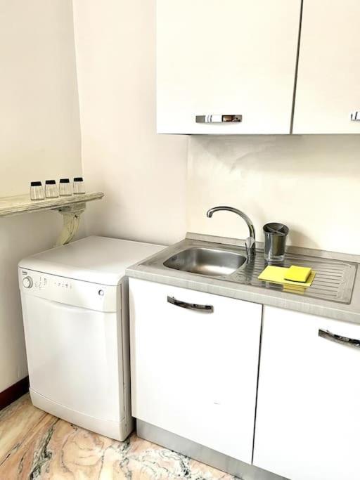 Apartment Under The Basilica Of Sant'Andrea Mantova Bagian luar foto